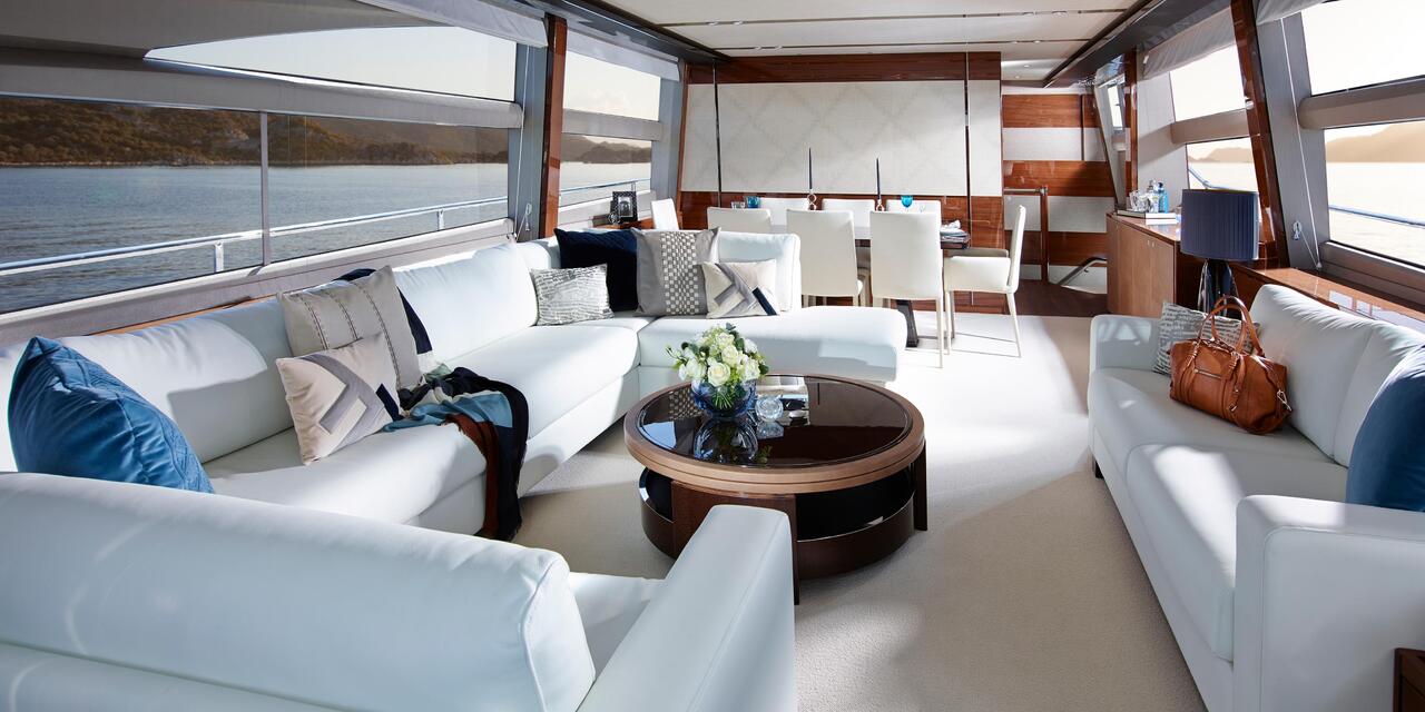 Princess Flybridge 82 Motor Yacht