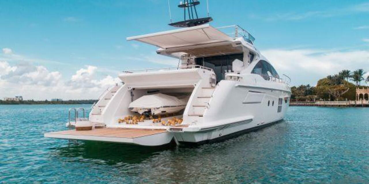 Azimut 77S