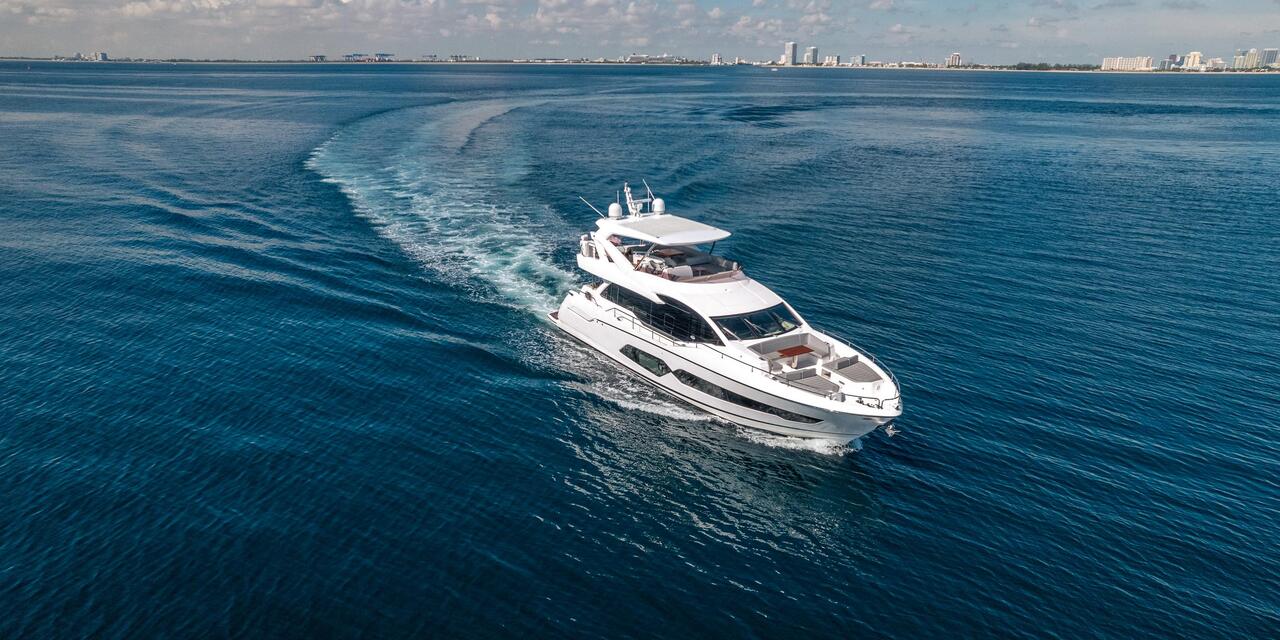 Sunseeker 76 Yacht