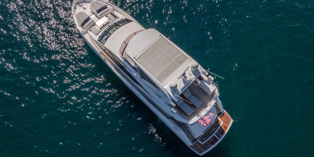 Sunseeker 76 Yacht