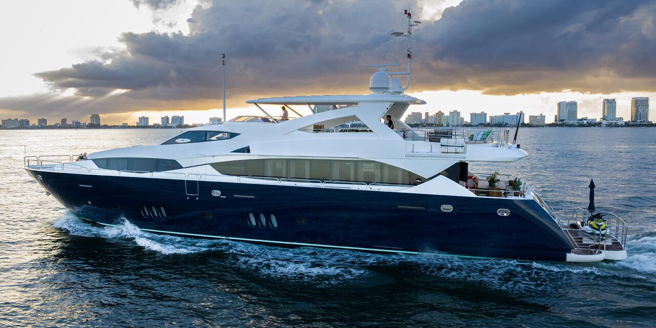 Sunseeker 34M Yacht