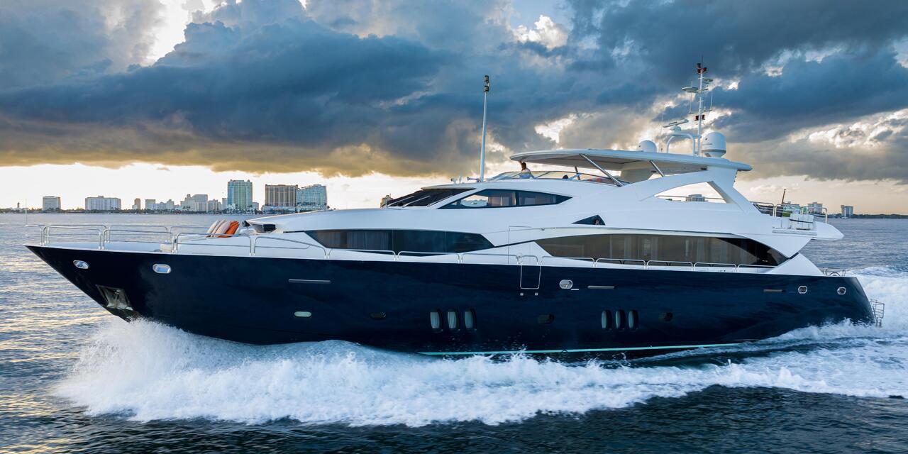 Sunseeker 34M Yacht