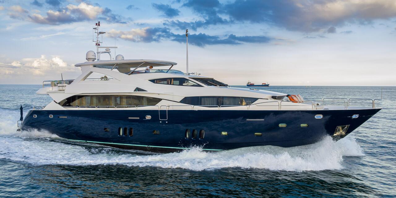 Sunseeker 34M Yacht