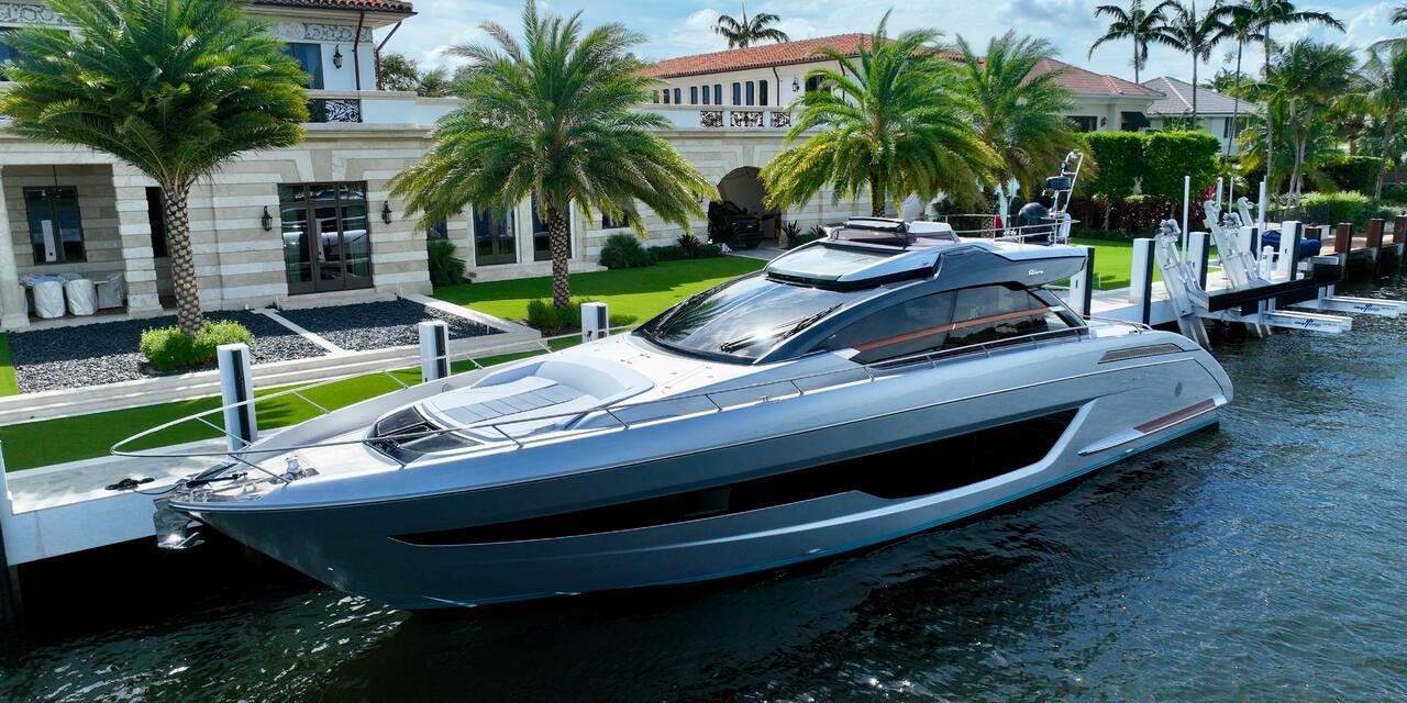 Riva 66' Ribelle