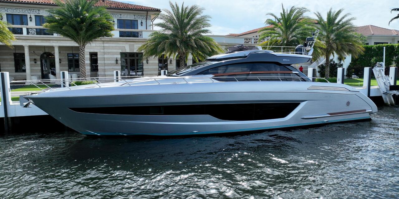 Riva 66' Ribelle