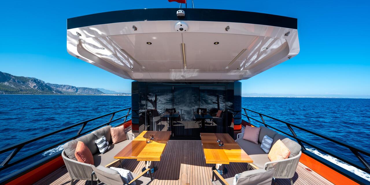 Sarp Yachts XSR 85