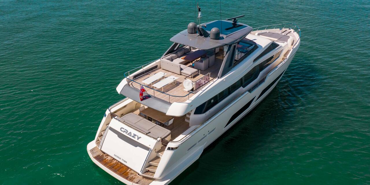 Ferretti Yachts 850