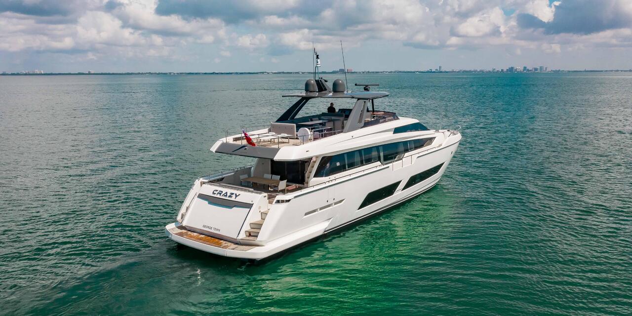 Ferretti Yachts 850