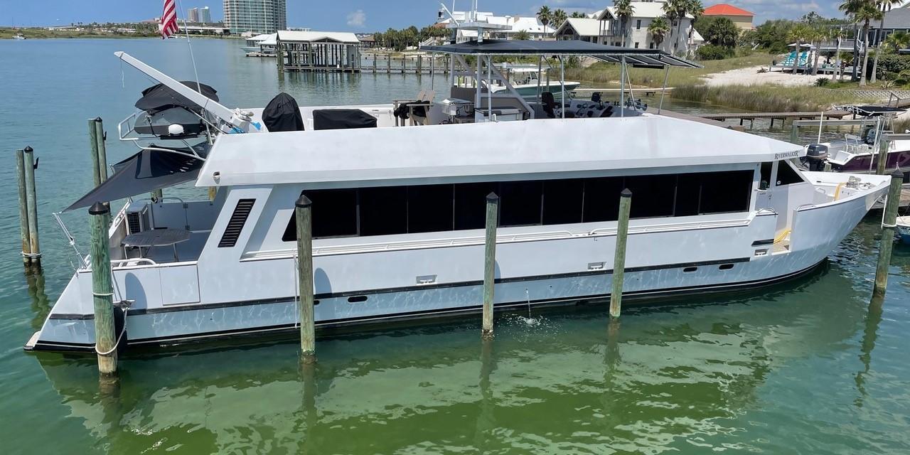 Stardust Cruisers Motor Yacht Coastal Cruiser