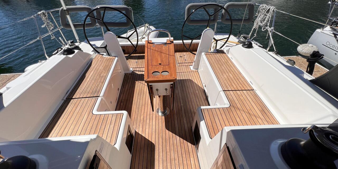 Bavaria C42