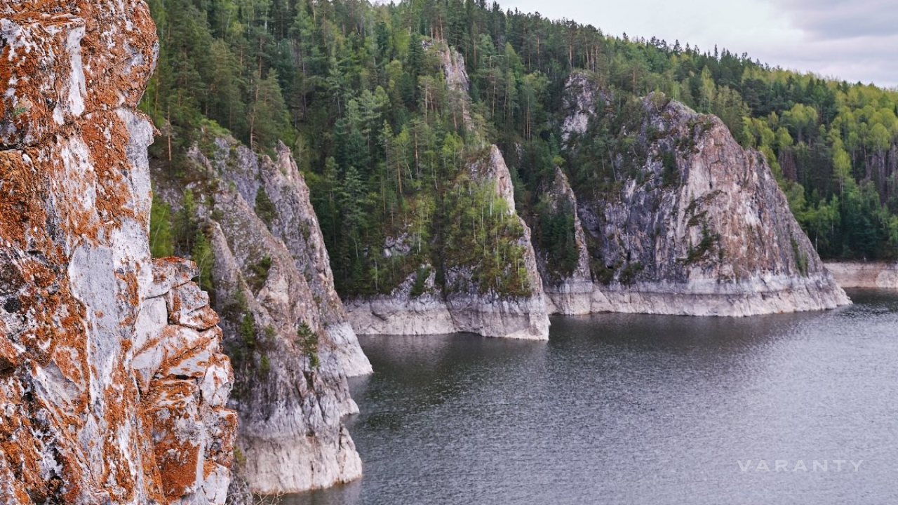 купить яхту в Красноярске, прогулка на яхте в Красноярске